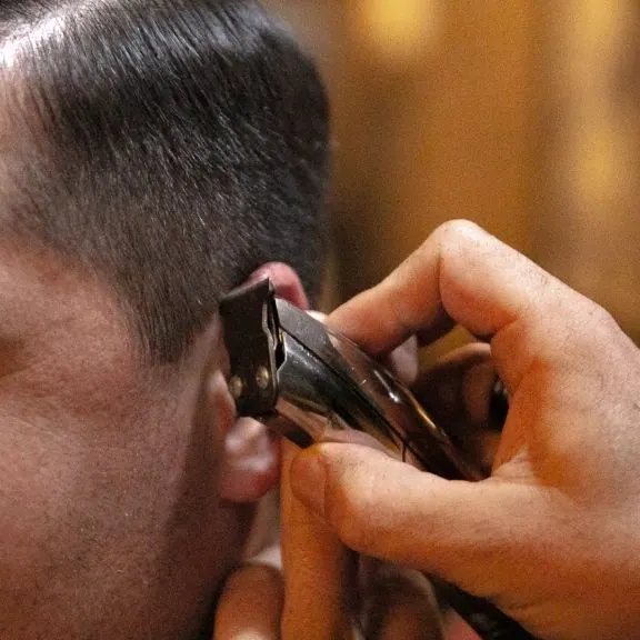 Barbearia Tua Mãe — Serviços Locais em Bombinhas
